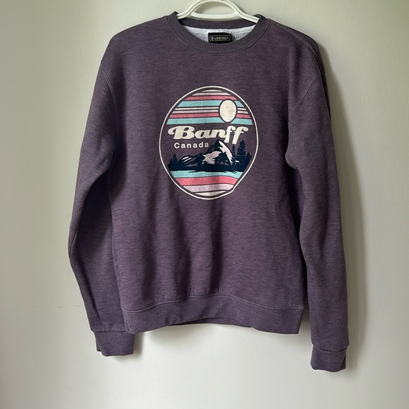 Banff Sweater - Picture 1 of 4